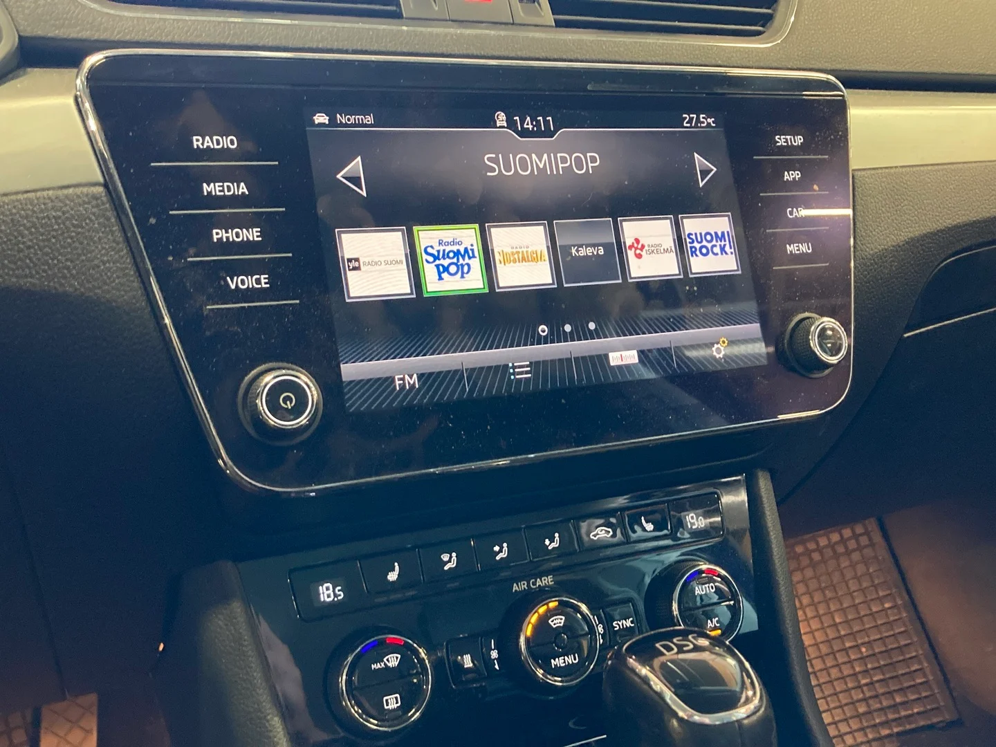 Car Image - 3pMDtqbL1vTjAJqYE414xb