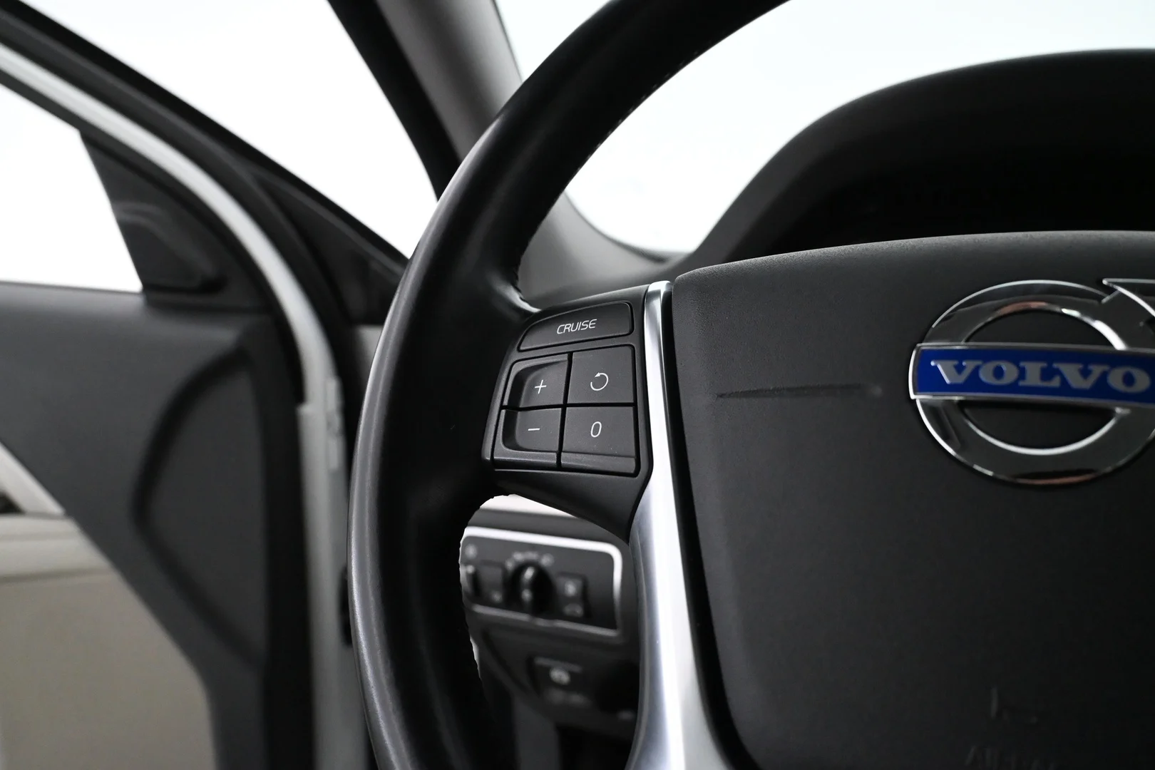Car Image - 4fQVX2brnuIBtXzBsG8Gg4