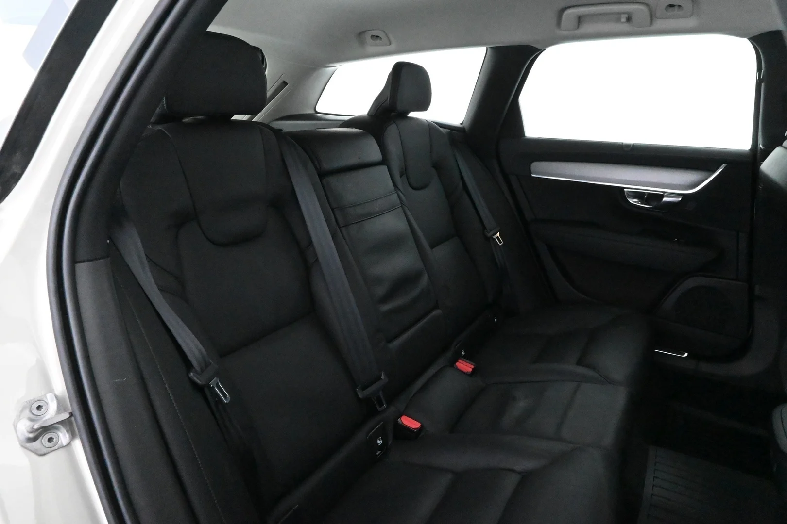 Car Image - 6SRtHhfWnb2gmHZMsi306a