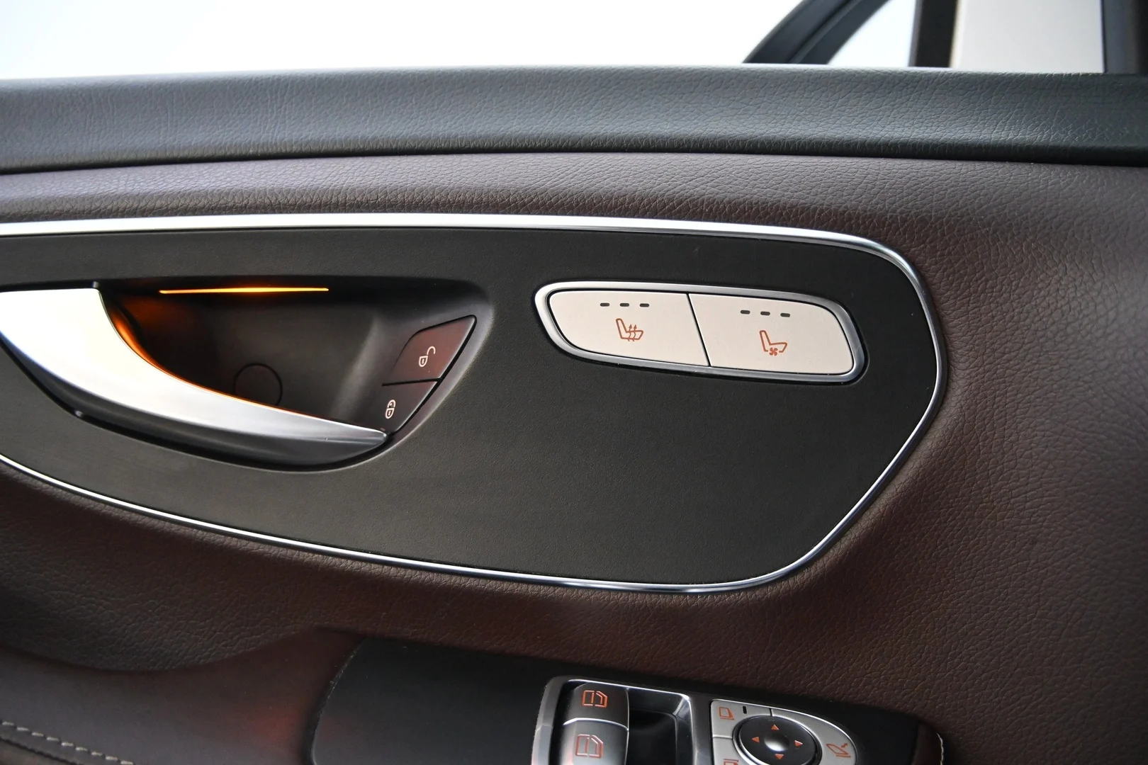 Car Image - 1GsUdBKnBLZW6qVaO1G1Z5