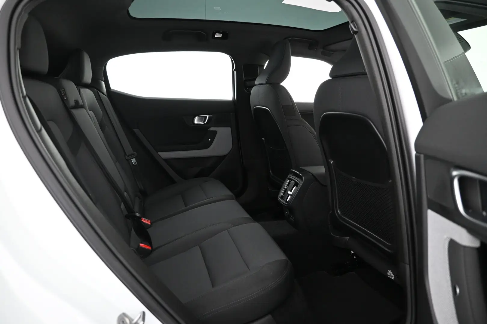 Car Image - 4r5aKZhoplGZQzOa5oYzGG