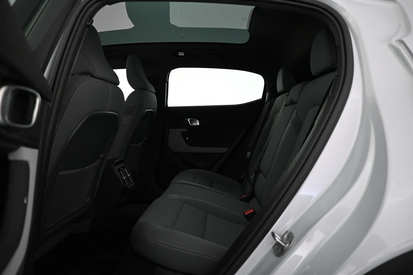 Car Image - 2NcqnRqJNnWgCmliX6JYAN