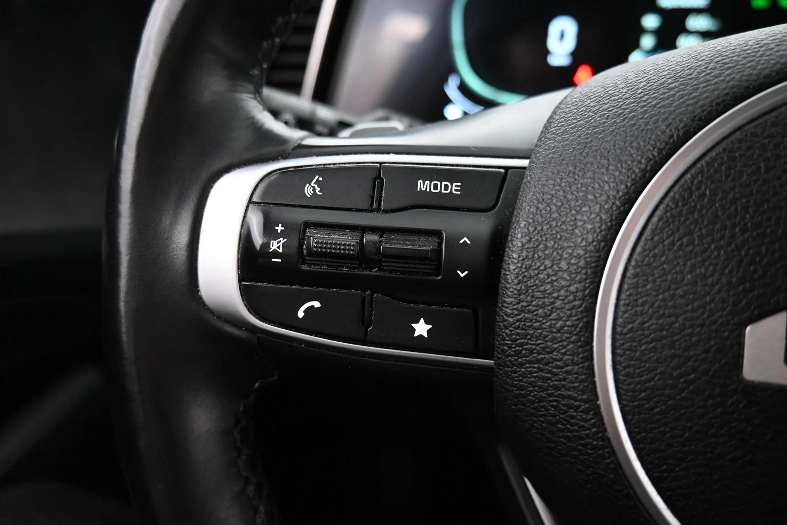Car Image - 1vhueBKdwoIldpb2psyrty
