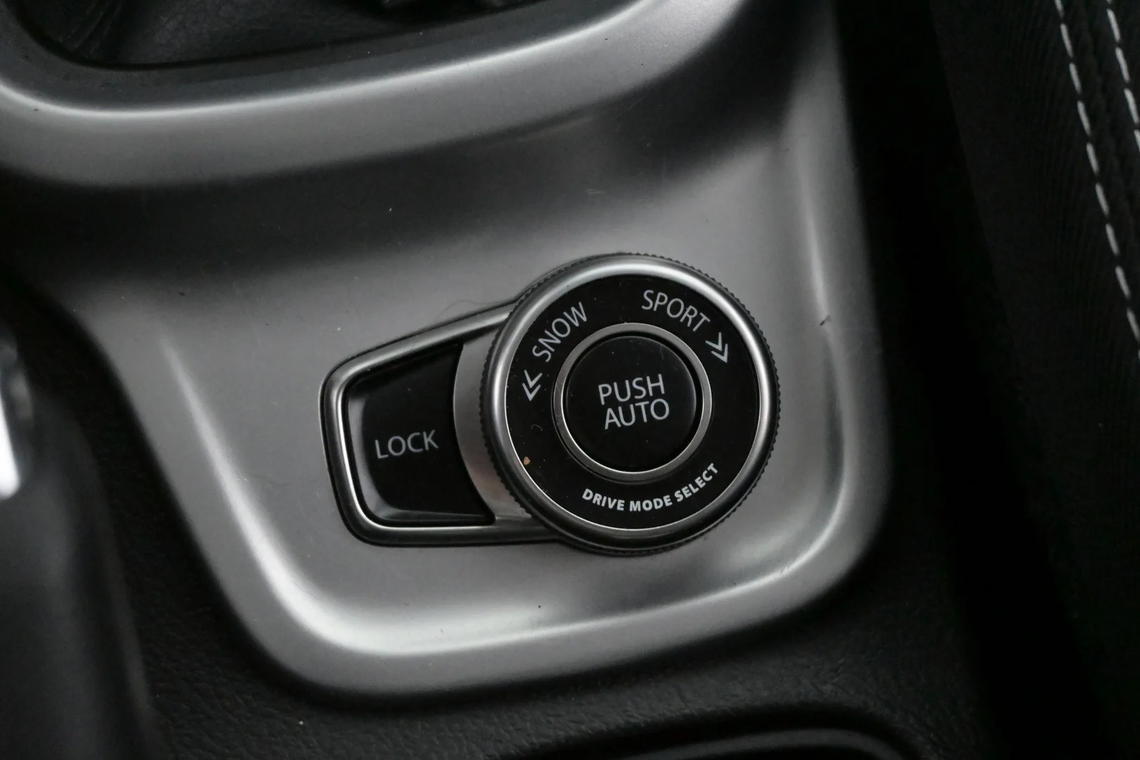 Car Image - 25vAjrv9wdamrN98HUlH1g