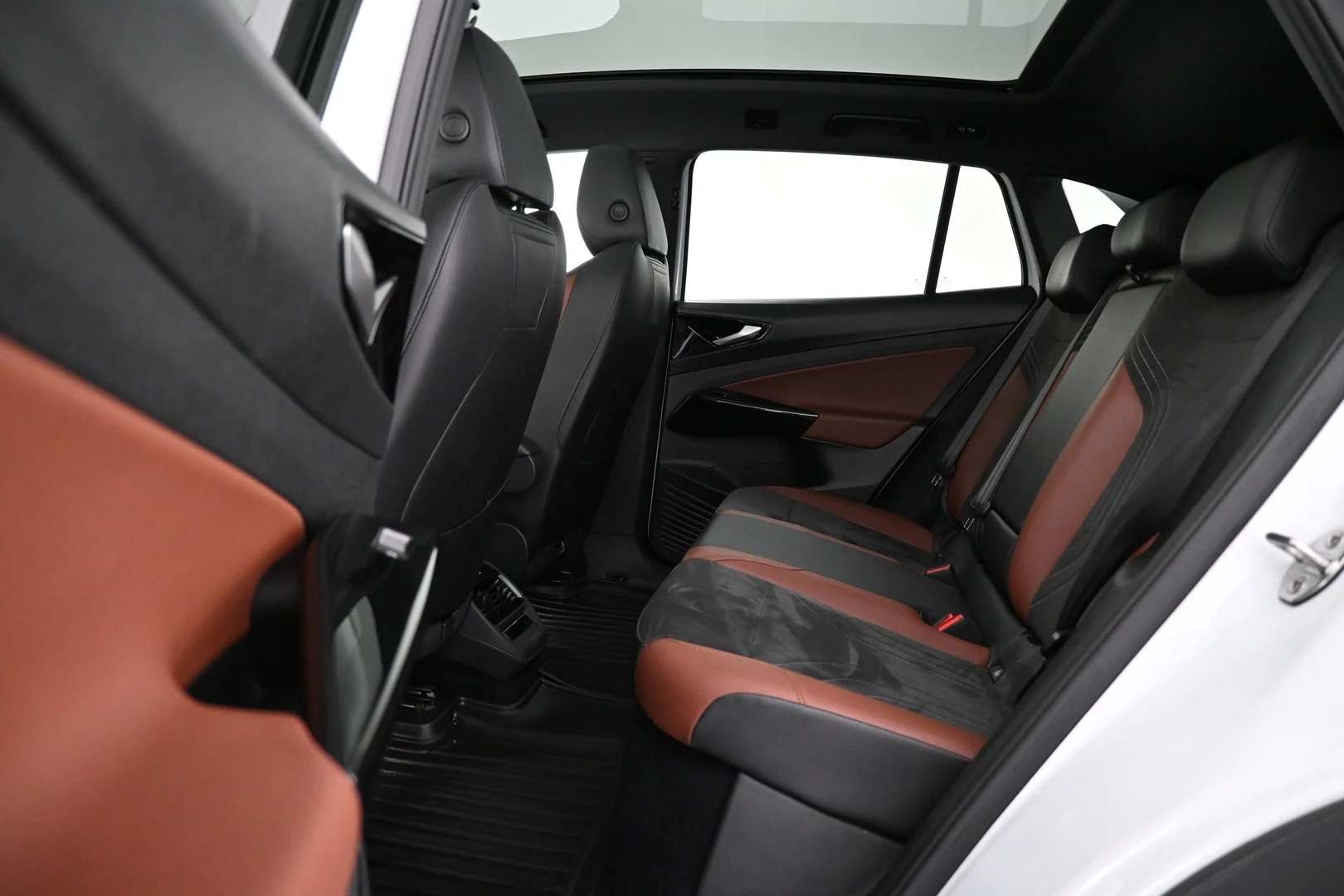 Car Image - 5XfiL0KQWB8BNWXf4b5kQ5