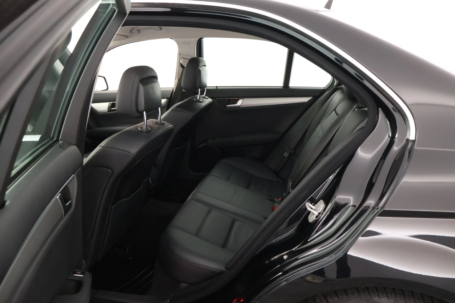 Car Image - 2ECqIxFYmzj14c2XijQuZD