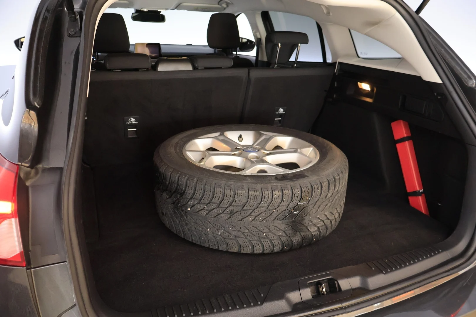 Car Image - 4qaYfWlxET0uqD8QRV9X5N