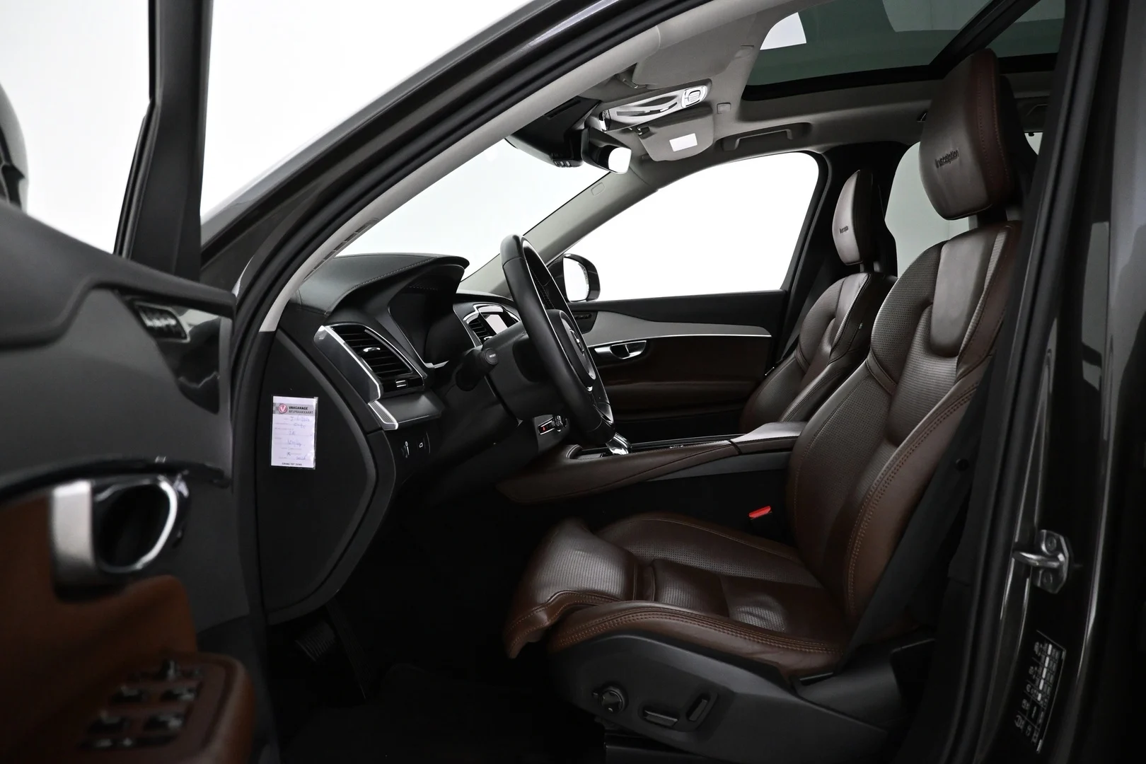 Car Image - 5xJdtLViyZMnSACuOc9XE2