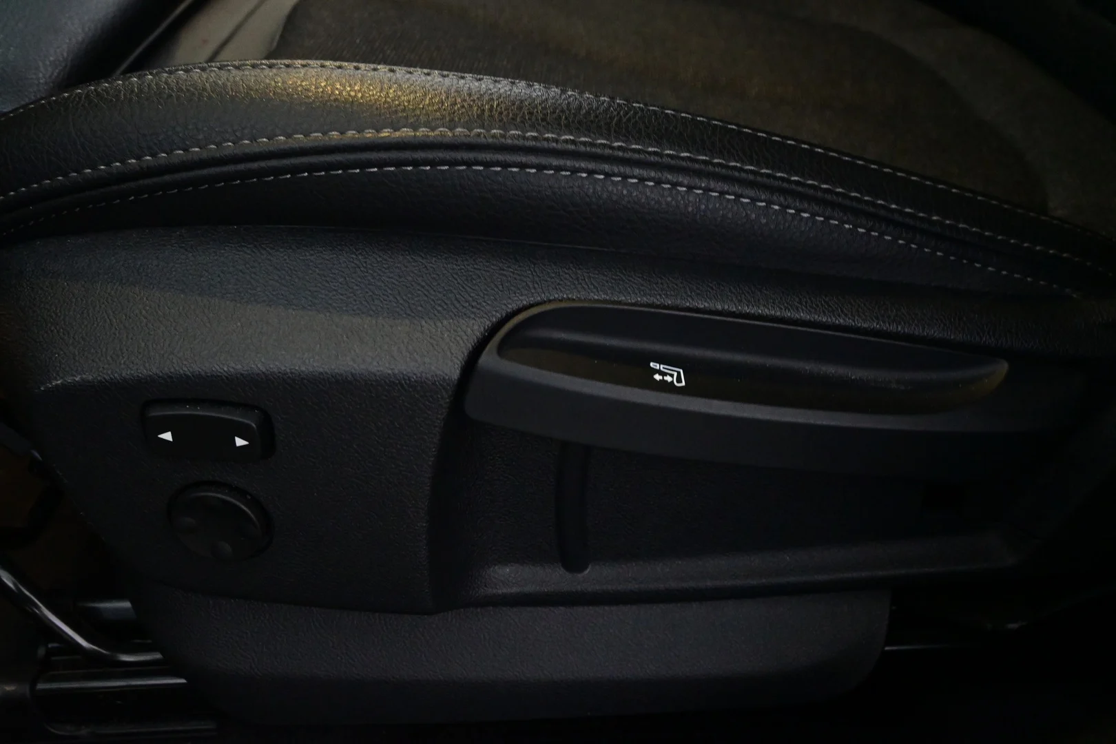 Car Image - 4GQH2LuB9dNzhQ1Fj5JPRX