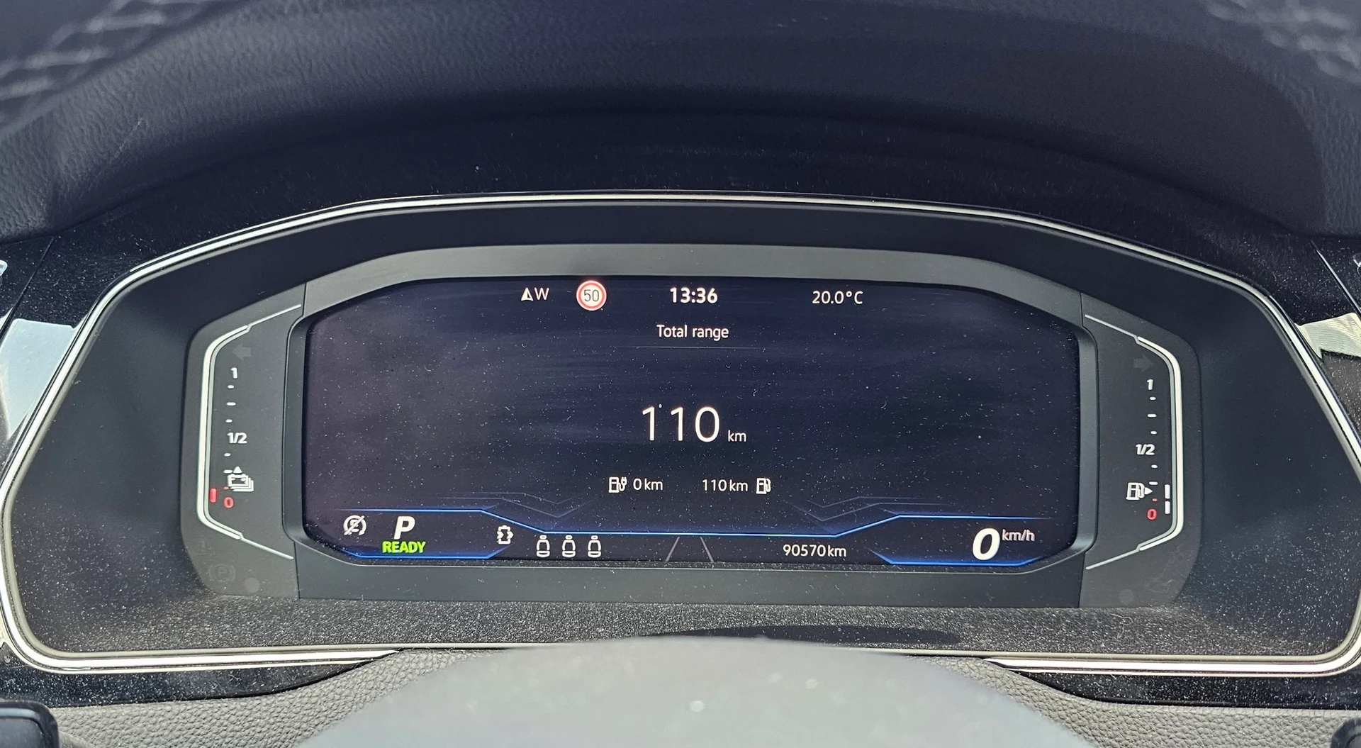 Car Image - 5Dy2IOoS73S0hmByXtOaBh