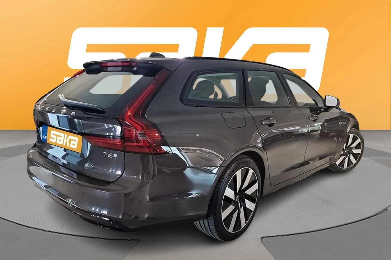 Car Image - 19woaeuM0PEneIt0Wjvo3B