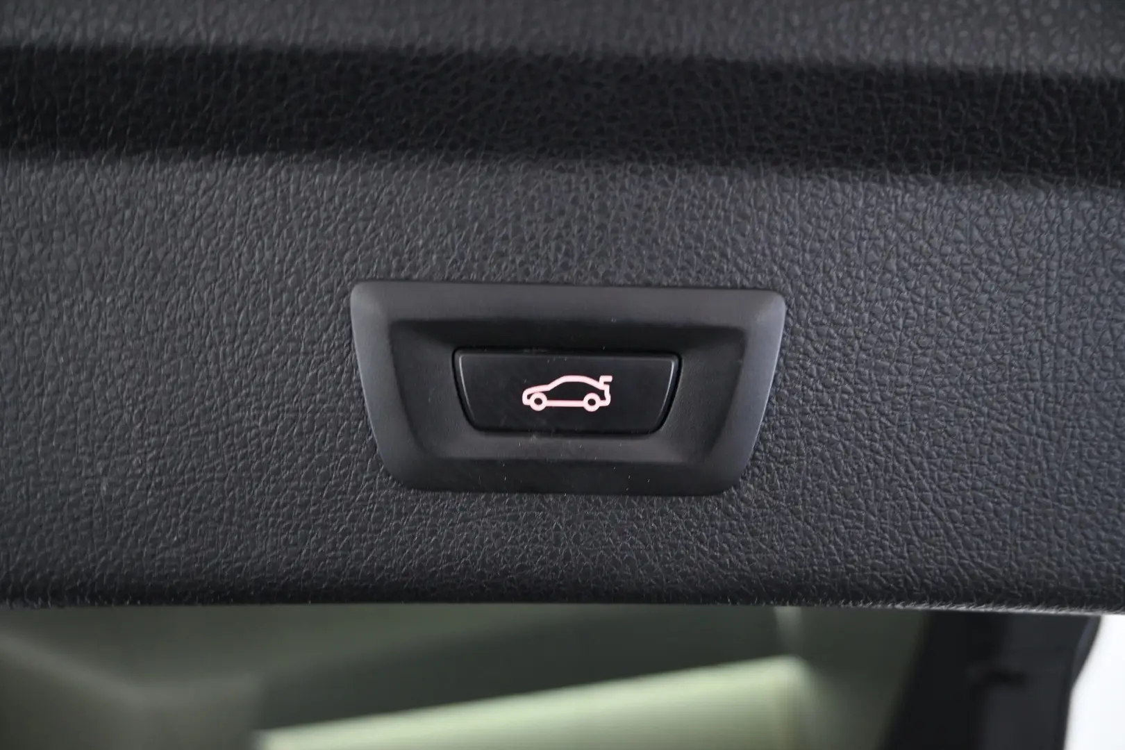 Car Image - 130SVDRuOiRnUEcmXFAJJG