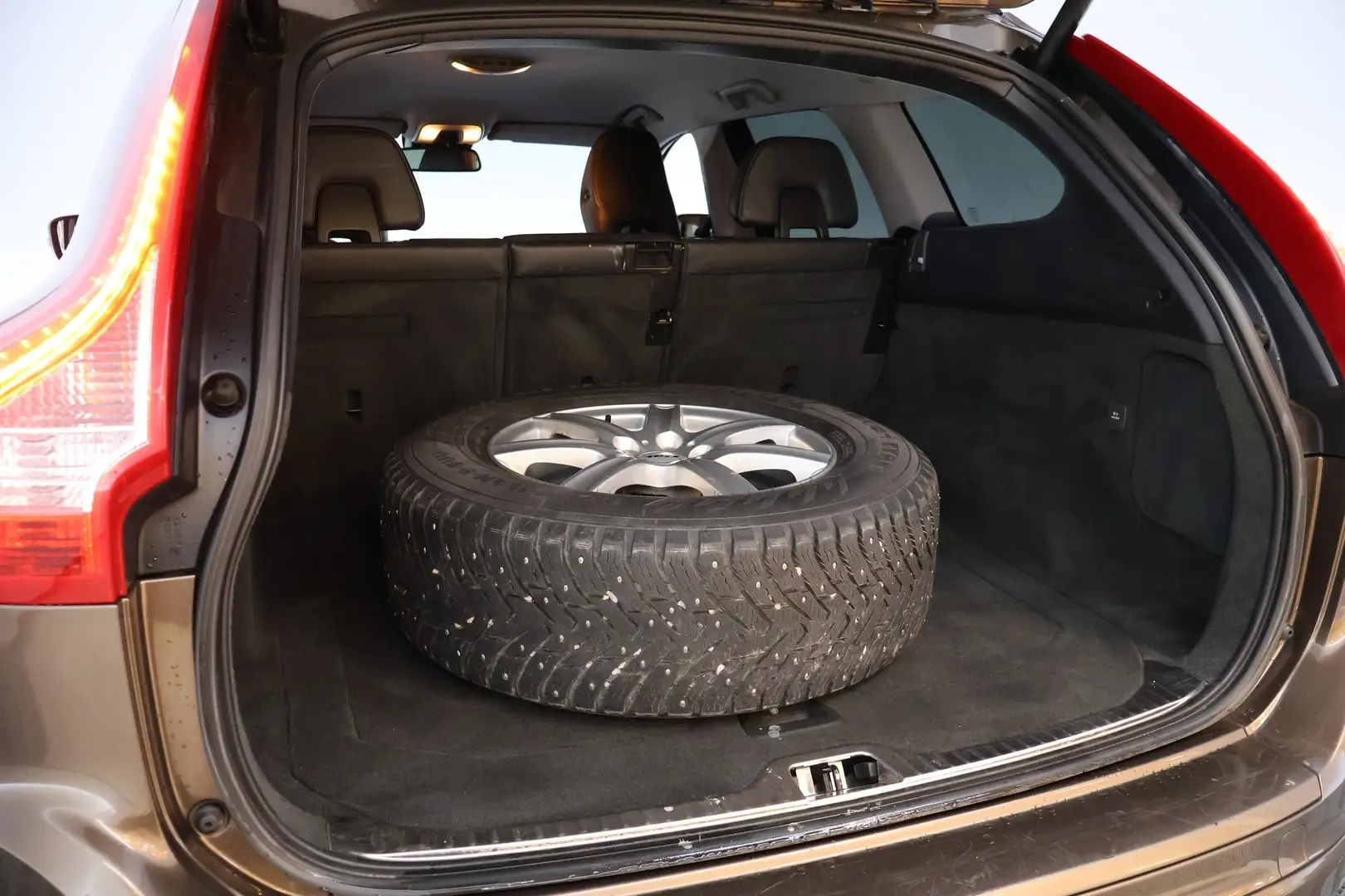 Car Image - 1nrhRW8RndTgpIP060AfcG