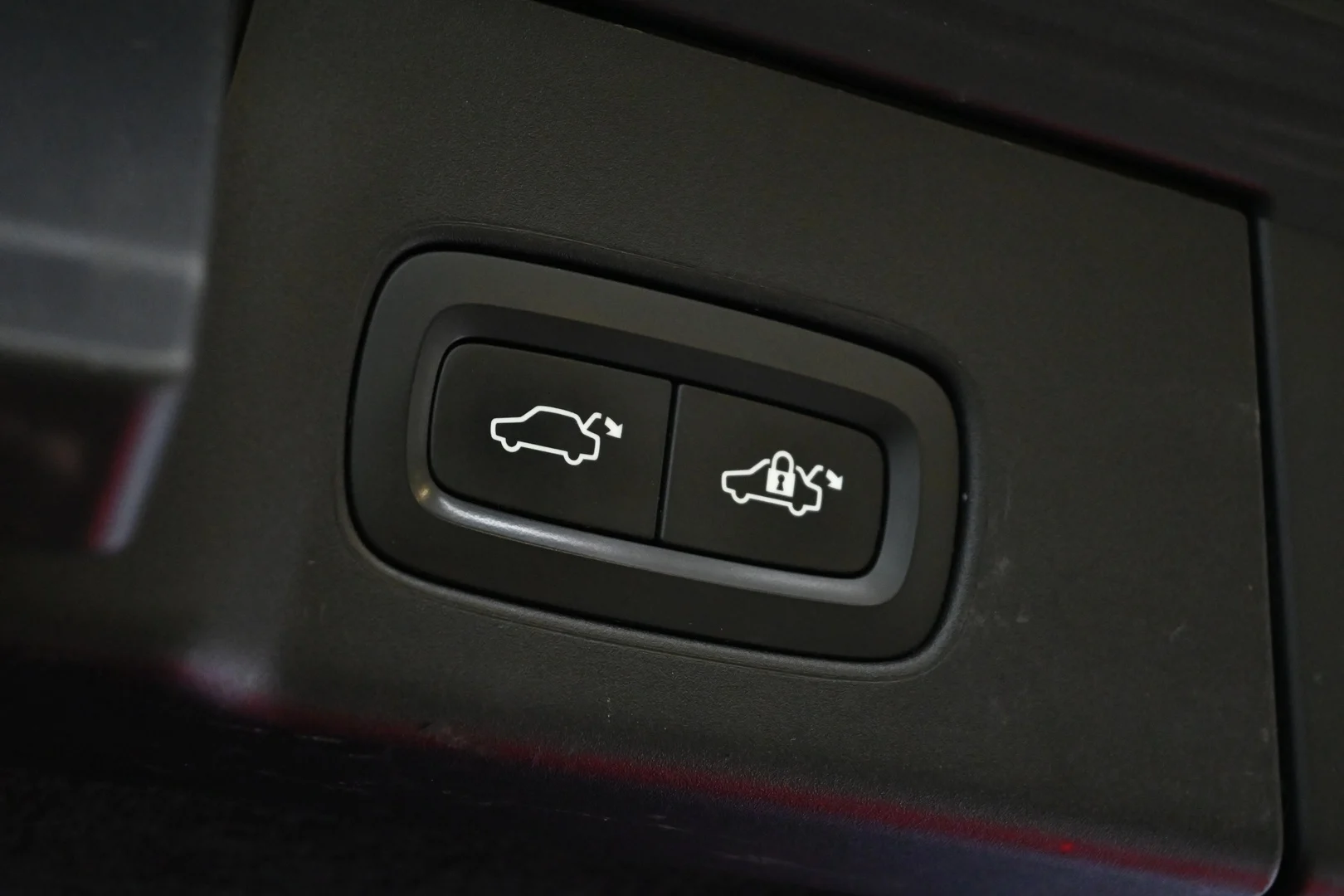 Car Image - 4zanVJC6PczF7OE8FDw947