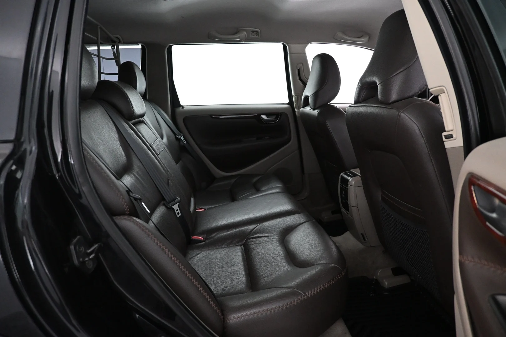 Car Image - 7rfBoU3R8rLbPtXGH7G3fj
