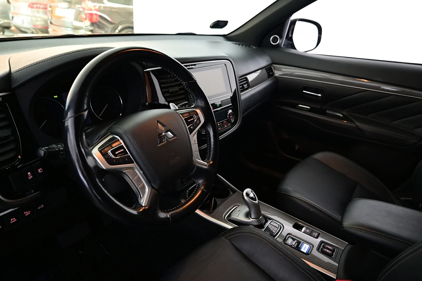 Car Image - 5CiSC8FdWvO6PMbob4eNrA