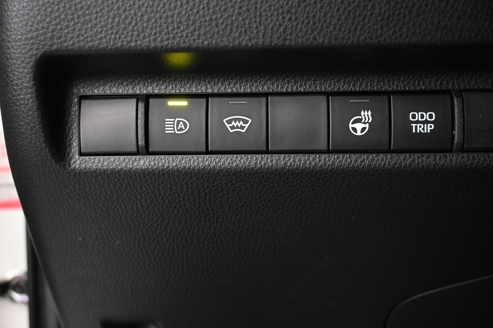 Car Image - 6I3IPIa9EkpTnVoAEVYi0N