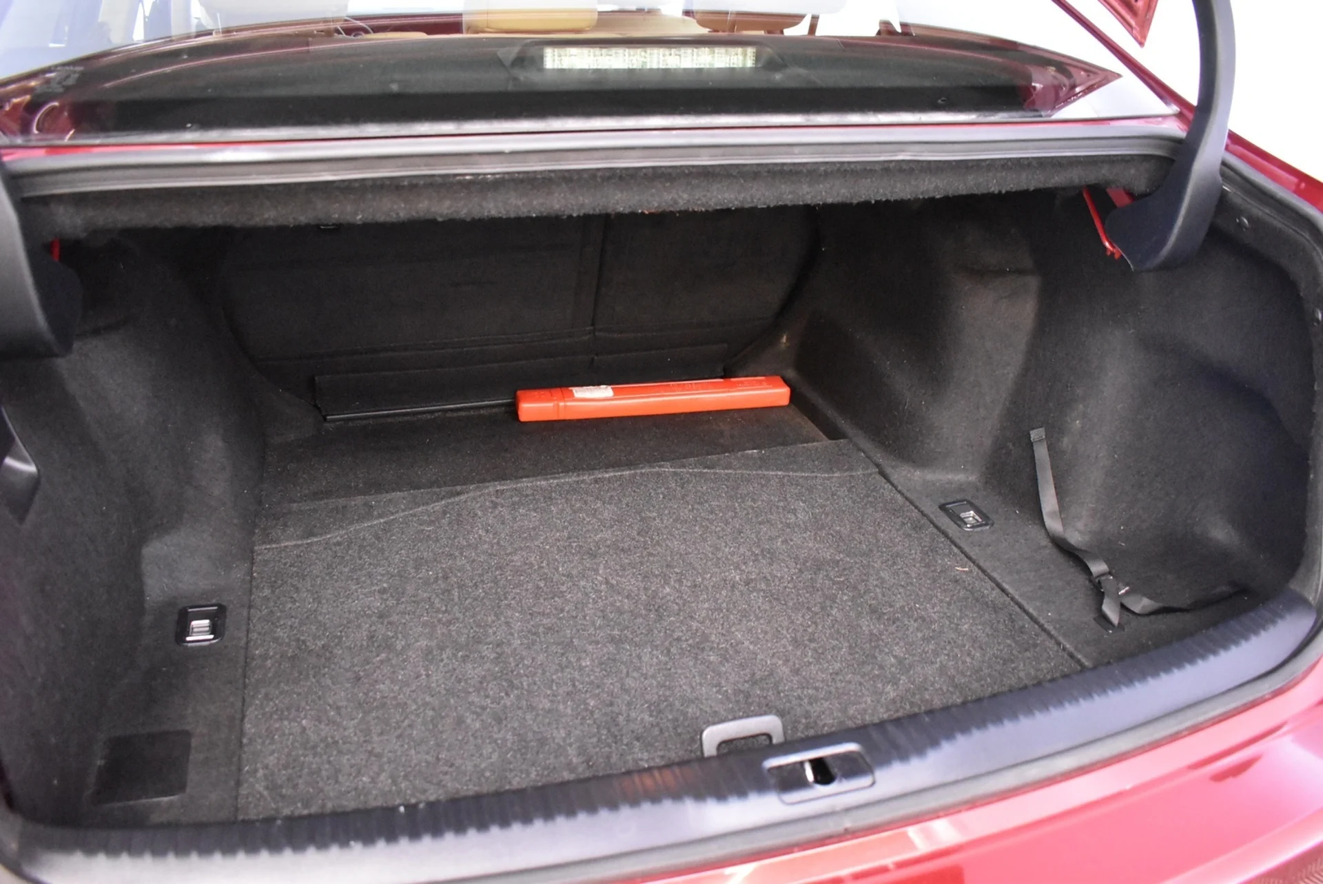 Car Image - 4I0TmqeTN2MiGUtMic3fYb