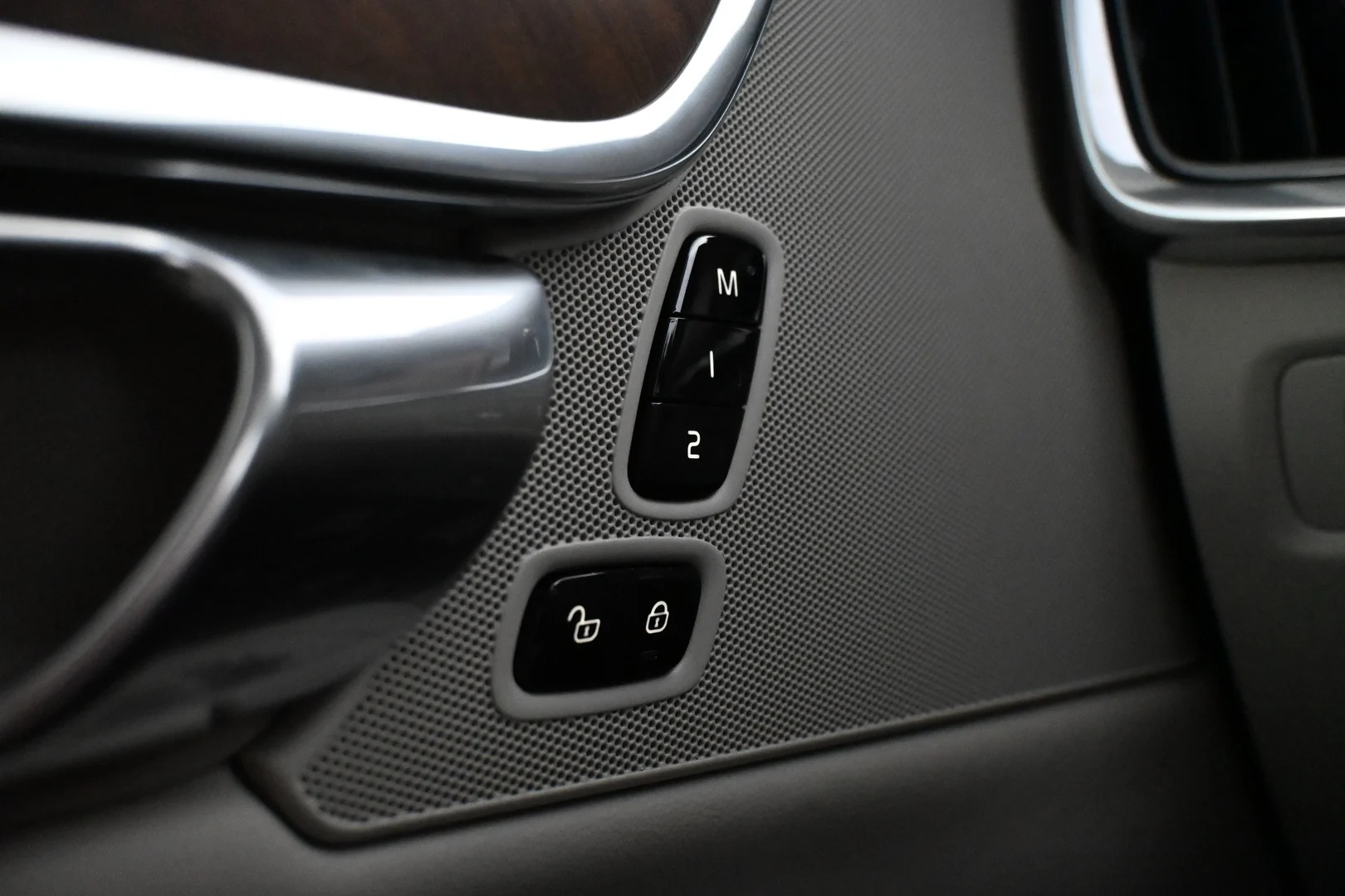 Car Image - 1tcF4wBW55rNBAkDCnZBtl