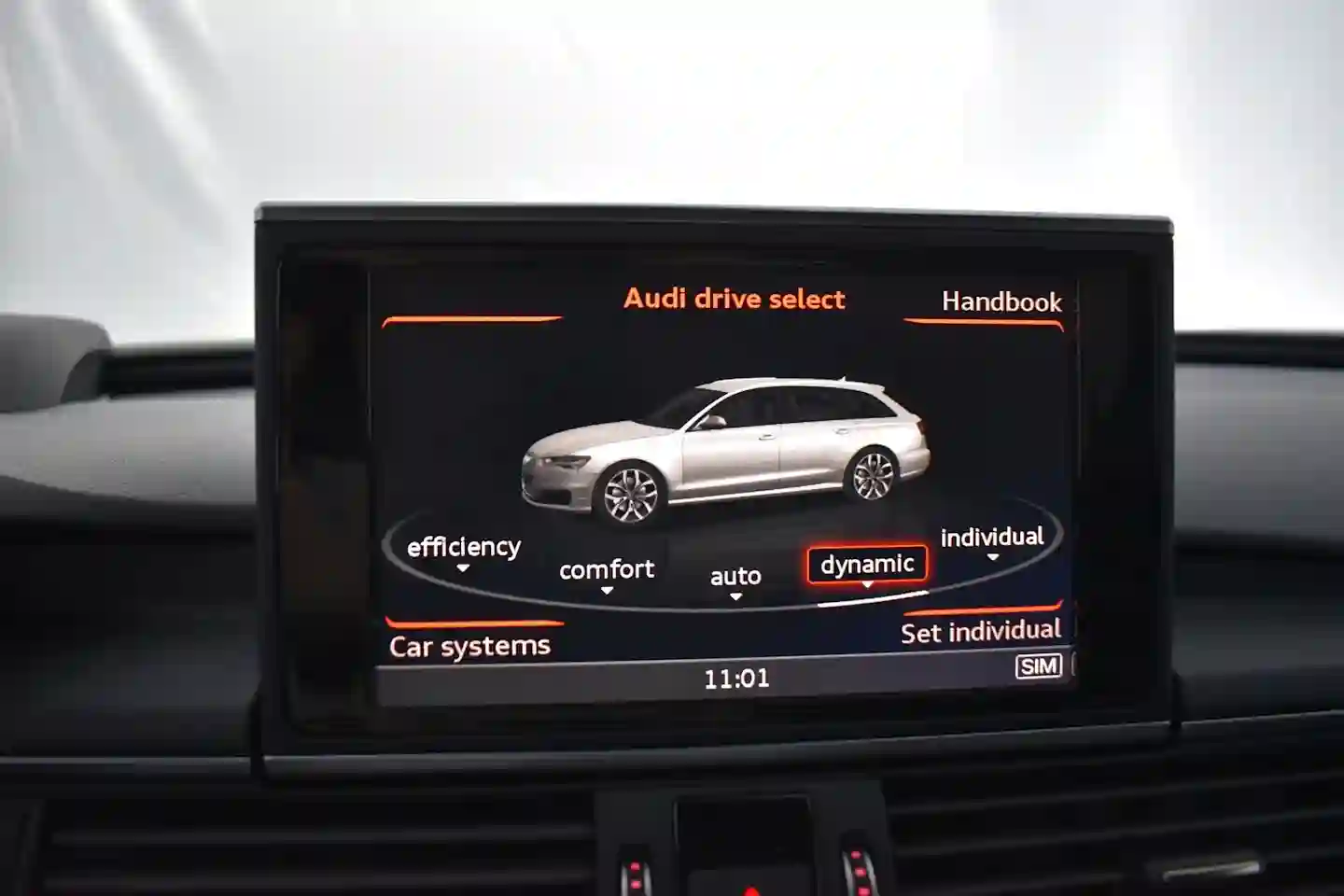 Car Image - 3nFUvN1M9aJVHc8W7sVHe3