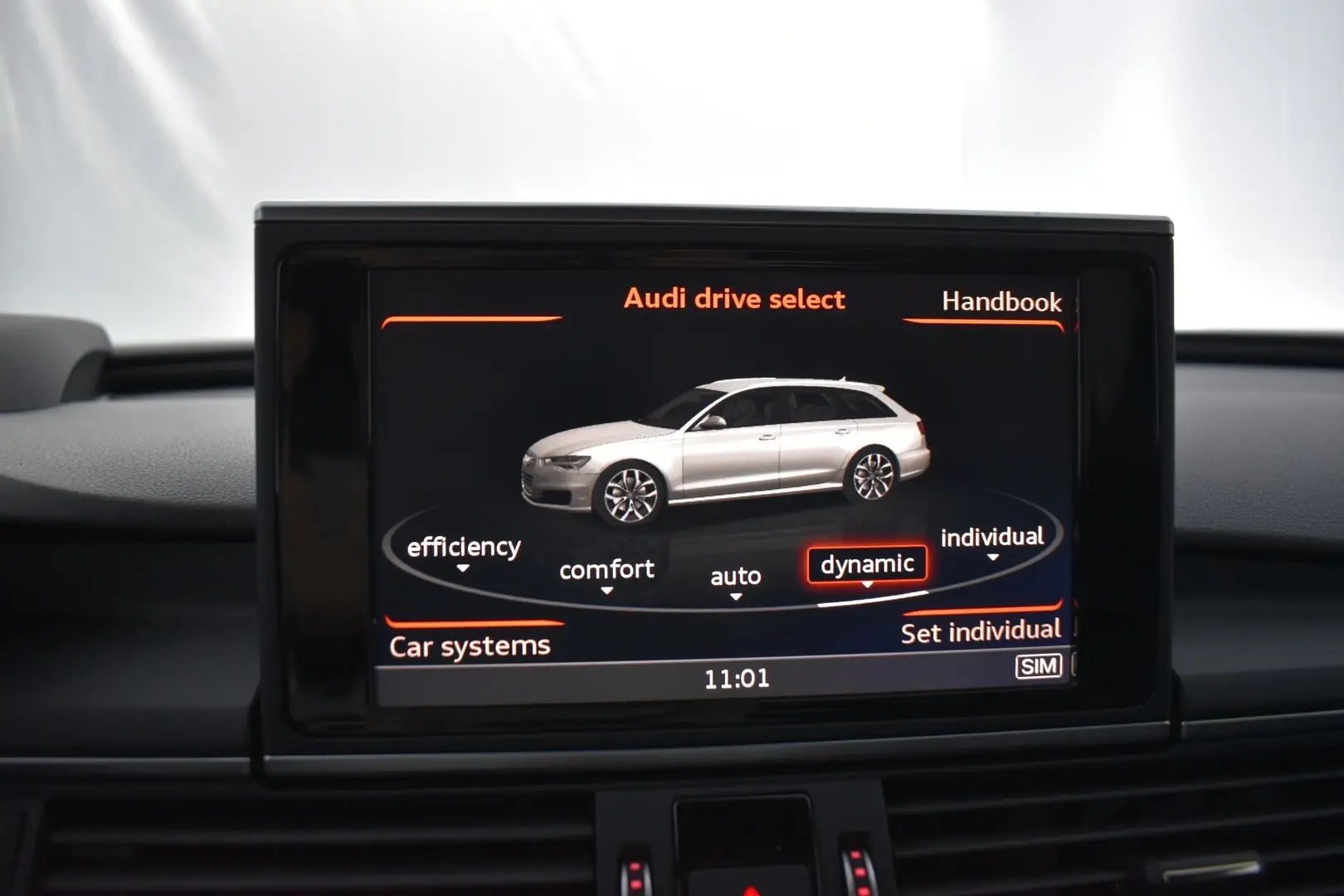 Car Image - 3nFUvN1M9aJVHc8W7sVHe3