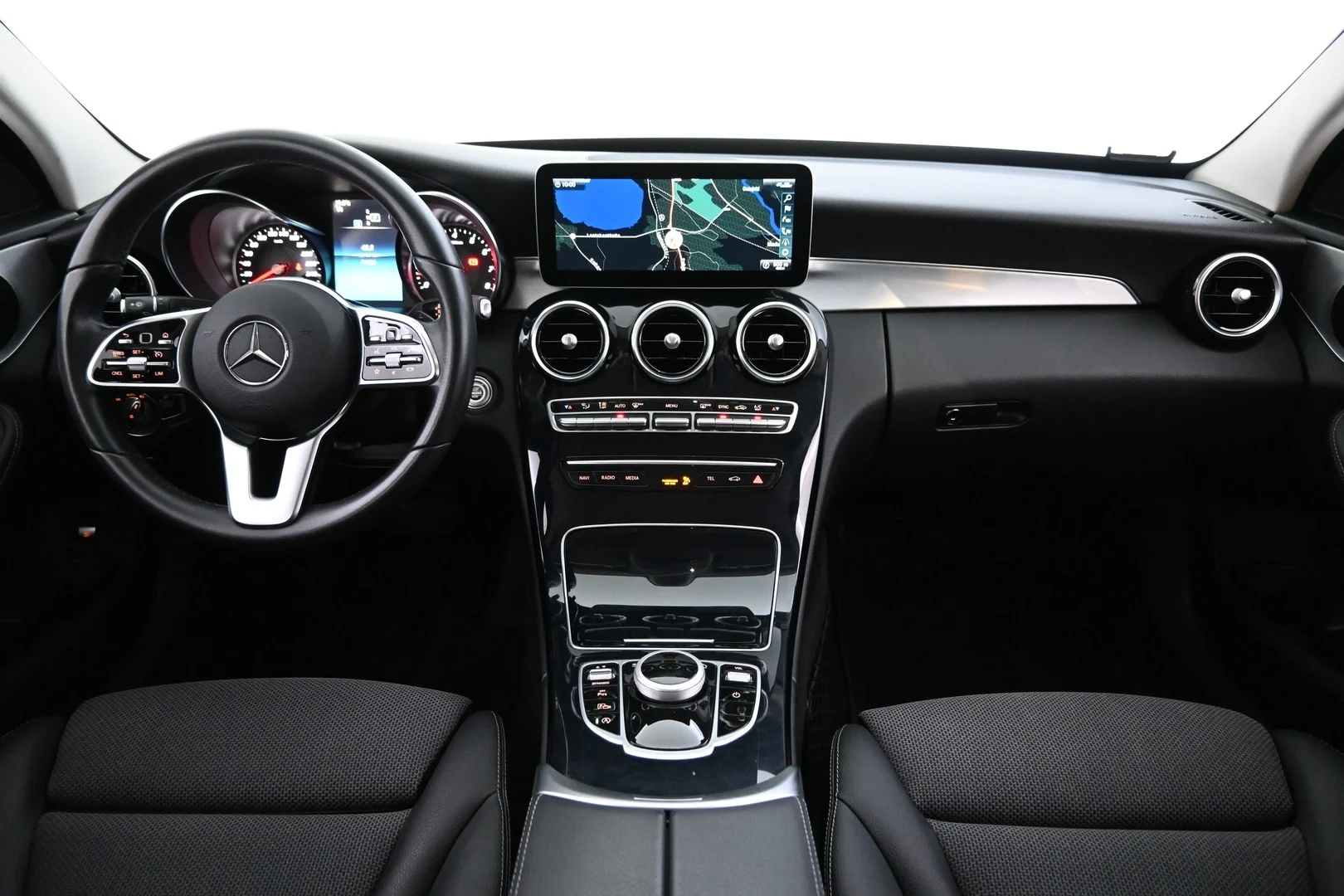 Car Image - 2SsqXMjY9MV1r5rCEtqHZa