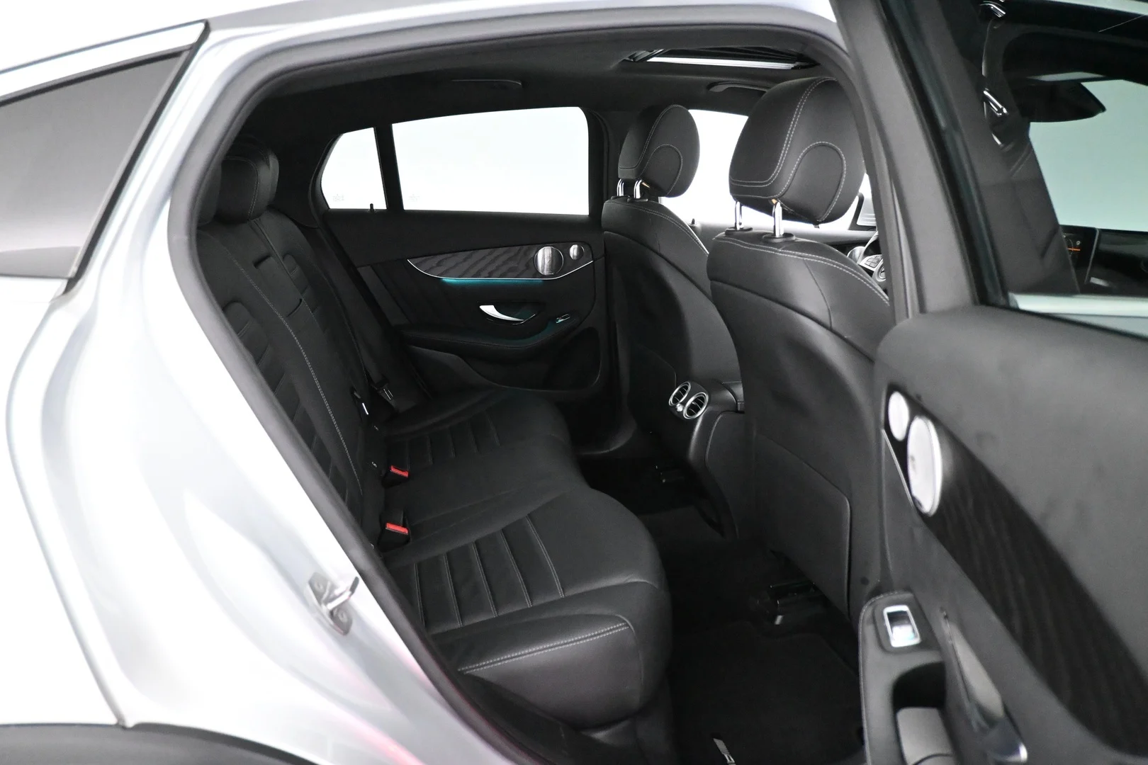 Car Image - 3itSMGDpI7Amls5hQpw9Fb