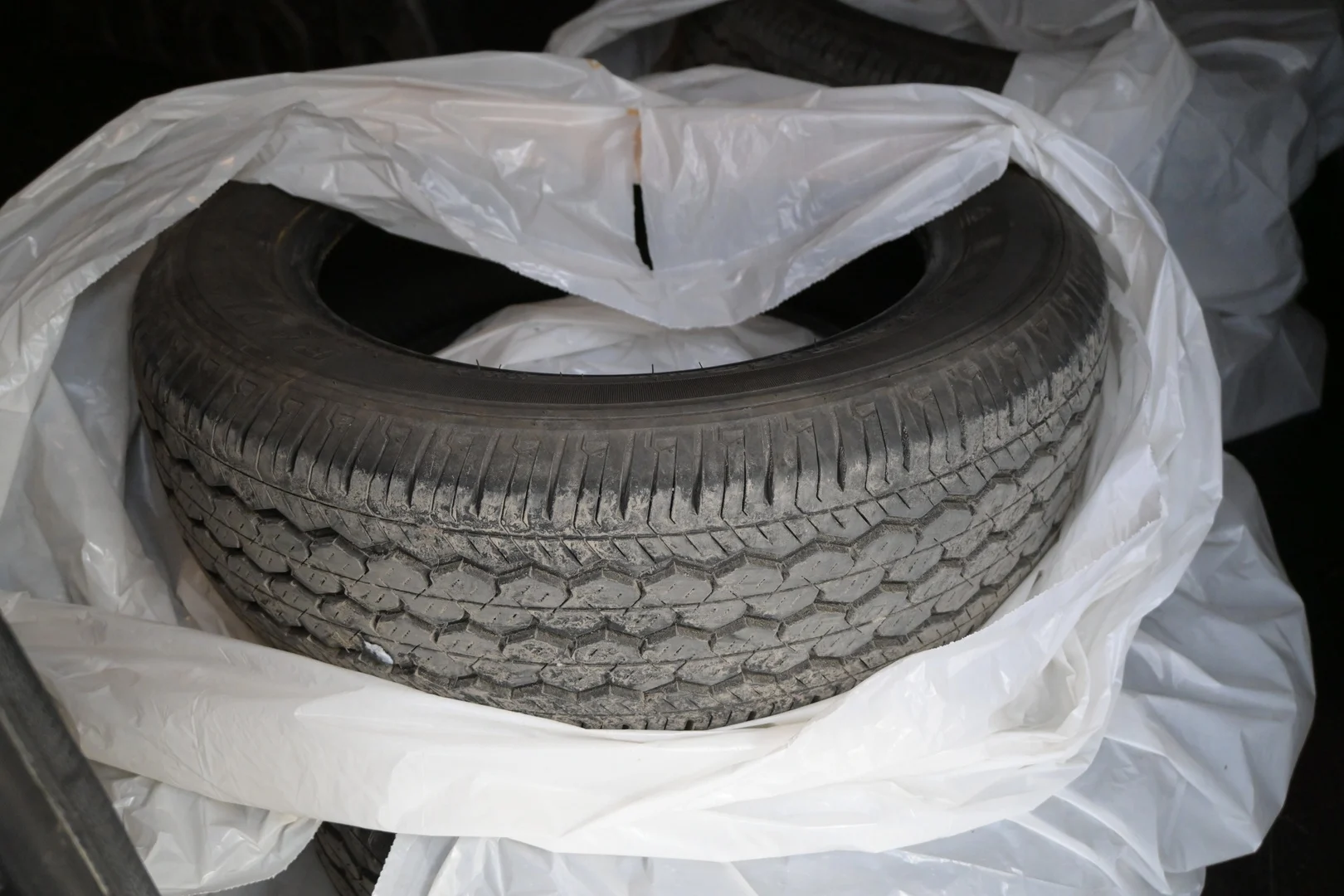 Car Image - 3yuKEUDqJwaX1gisduaBMl