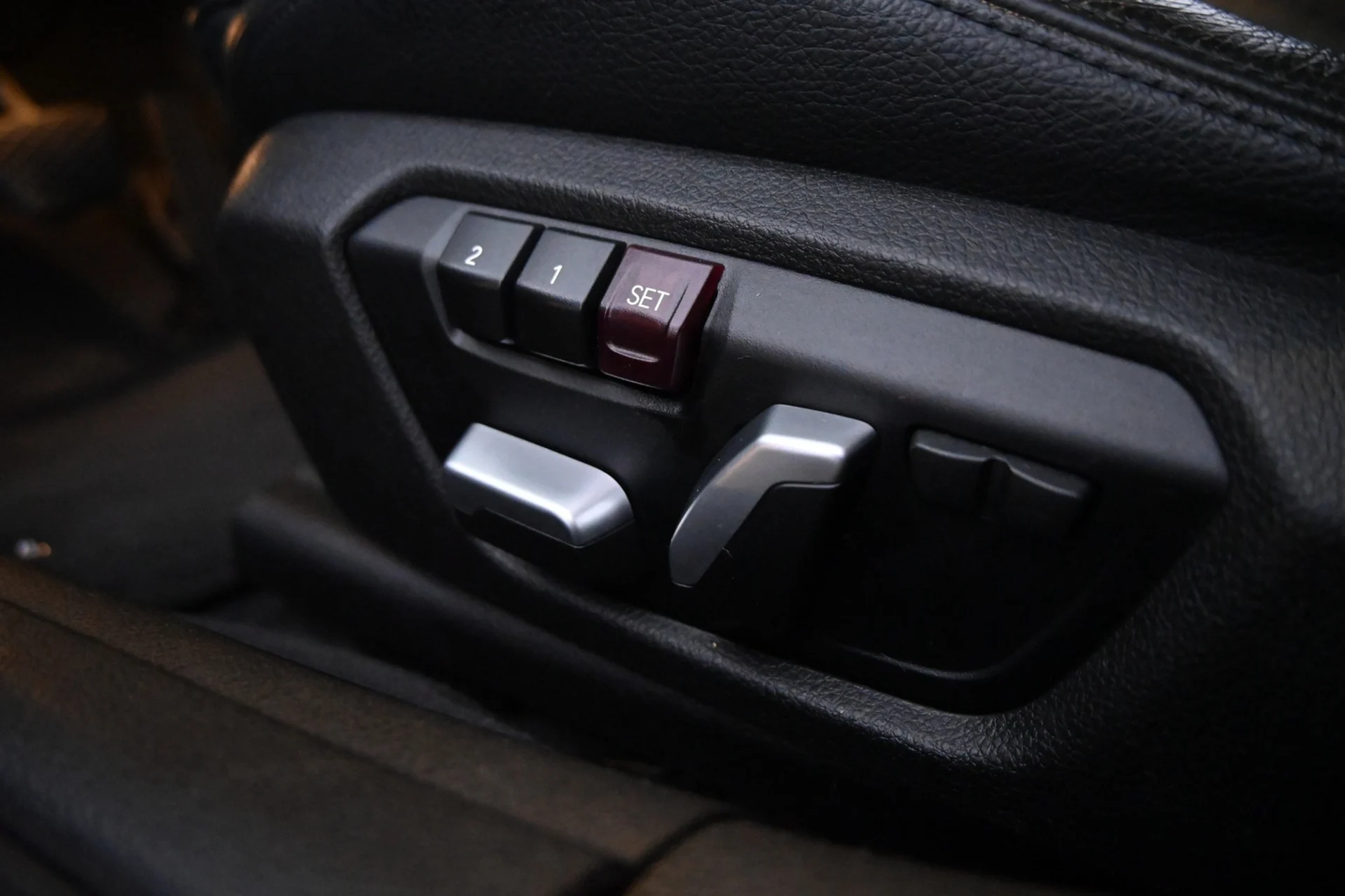 Car Image - 6PUKageYzVu9WrkuvV0jQx