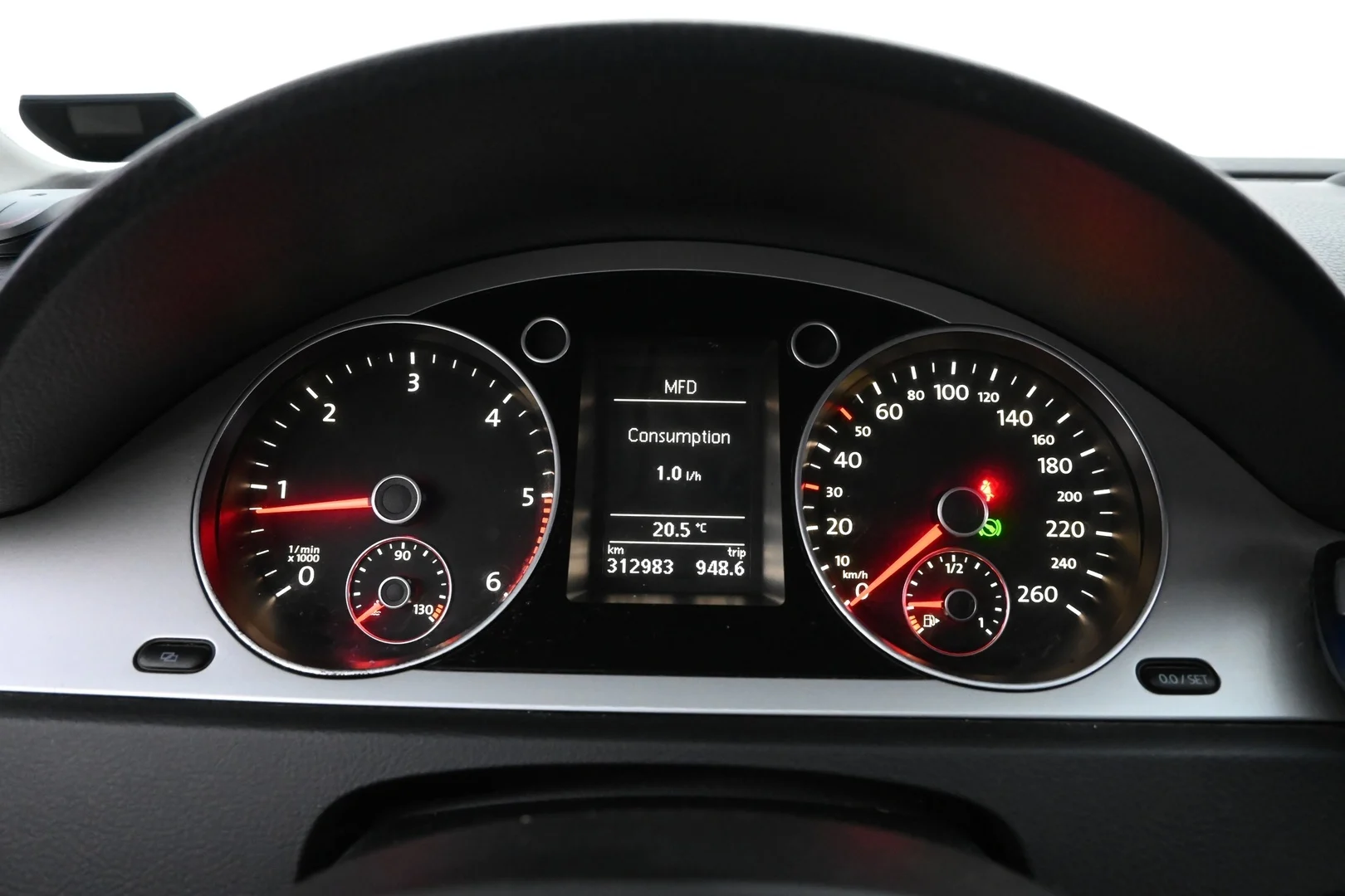 Car Image - 2tiSxsofRXJ1ZrF2cwgMJ9