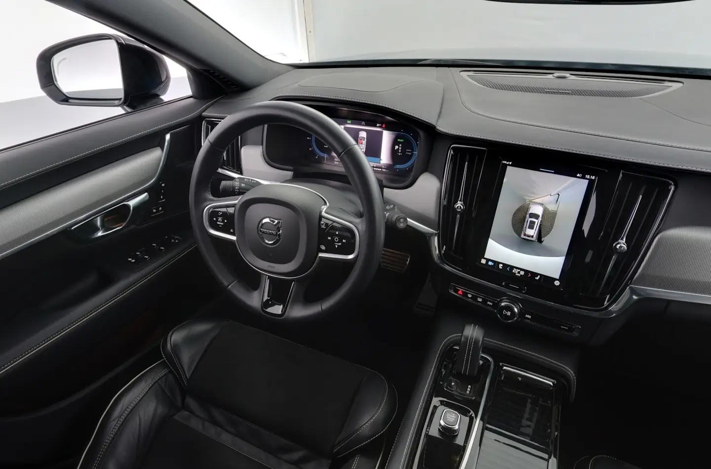 Car Image - 5SO8HpTt9etjuxU30X2W6L