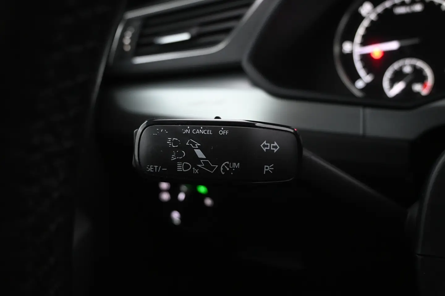 Car Image - 7Gl8gUIxWy4PEYteiOrI8B