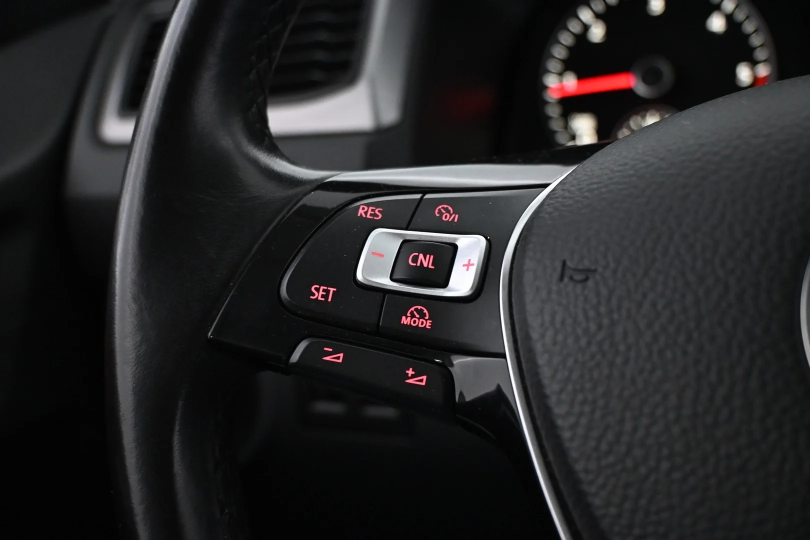 Car Image - 5Jojjq7v9nzpFpVR6bkNh4