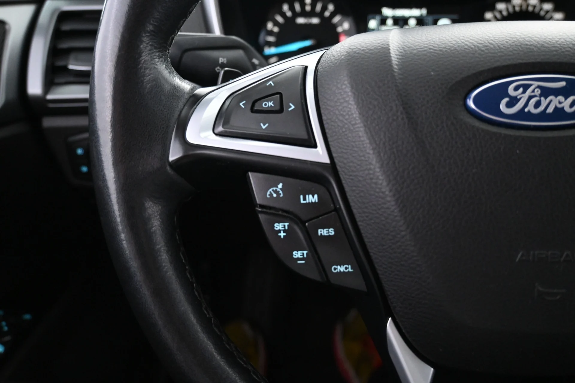 Car Image - 1UIfba0F5SSLWDZX7KscYB