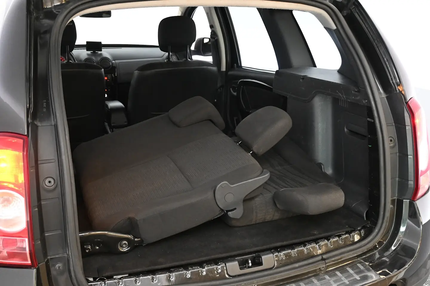 Car Image - FH0xSYGWIhjmWGdmv5fL2