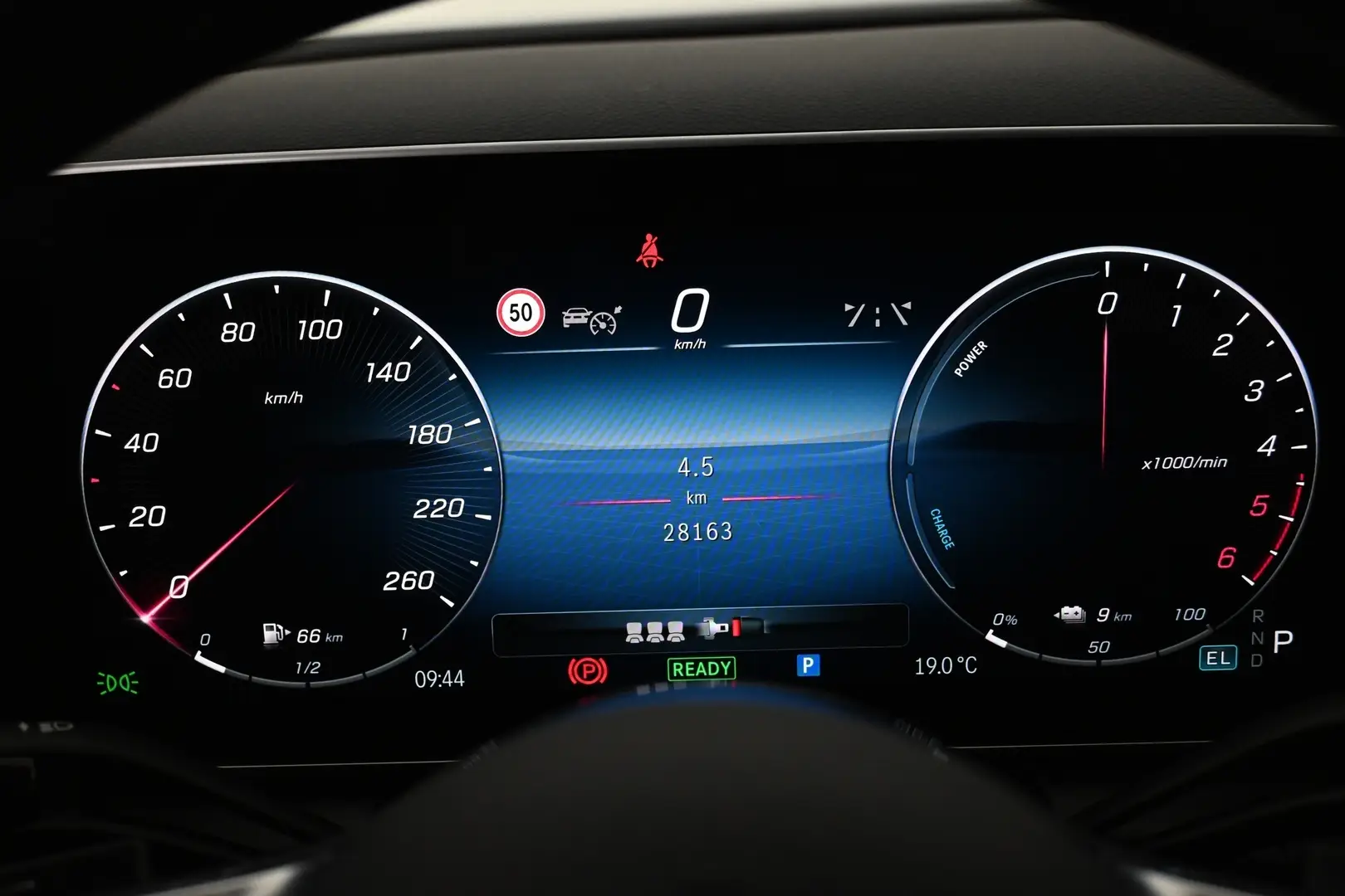 Car Image - 2uu31yfomFCju8B97pzJ8a