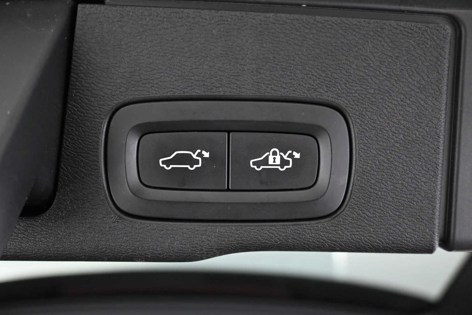 Car Image - 1svQu5MuNWvYniZsqEN7mJ