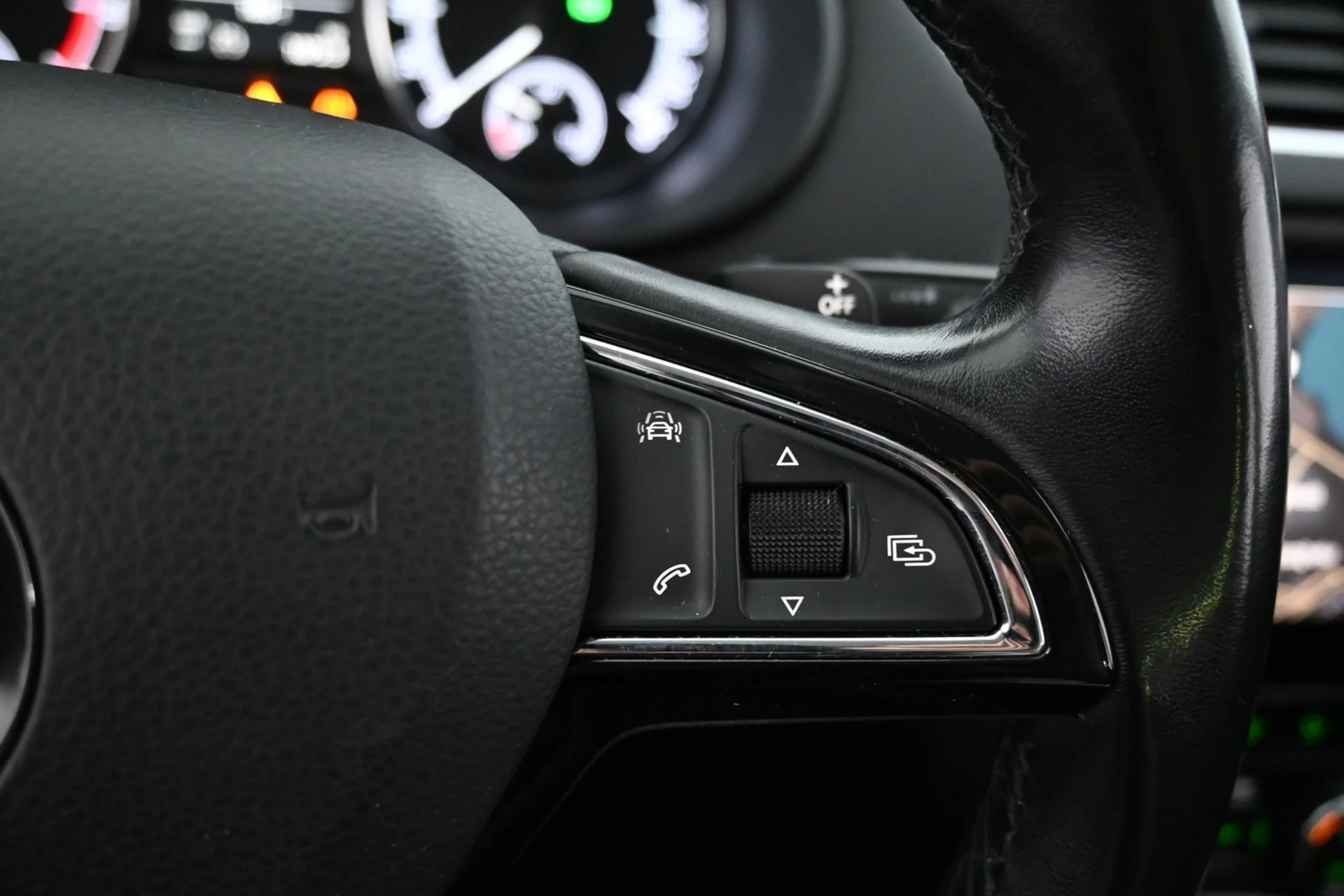 Car Image - 1jaP6xBsMjWsJrsdlBps6S