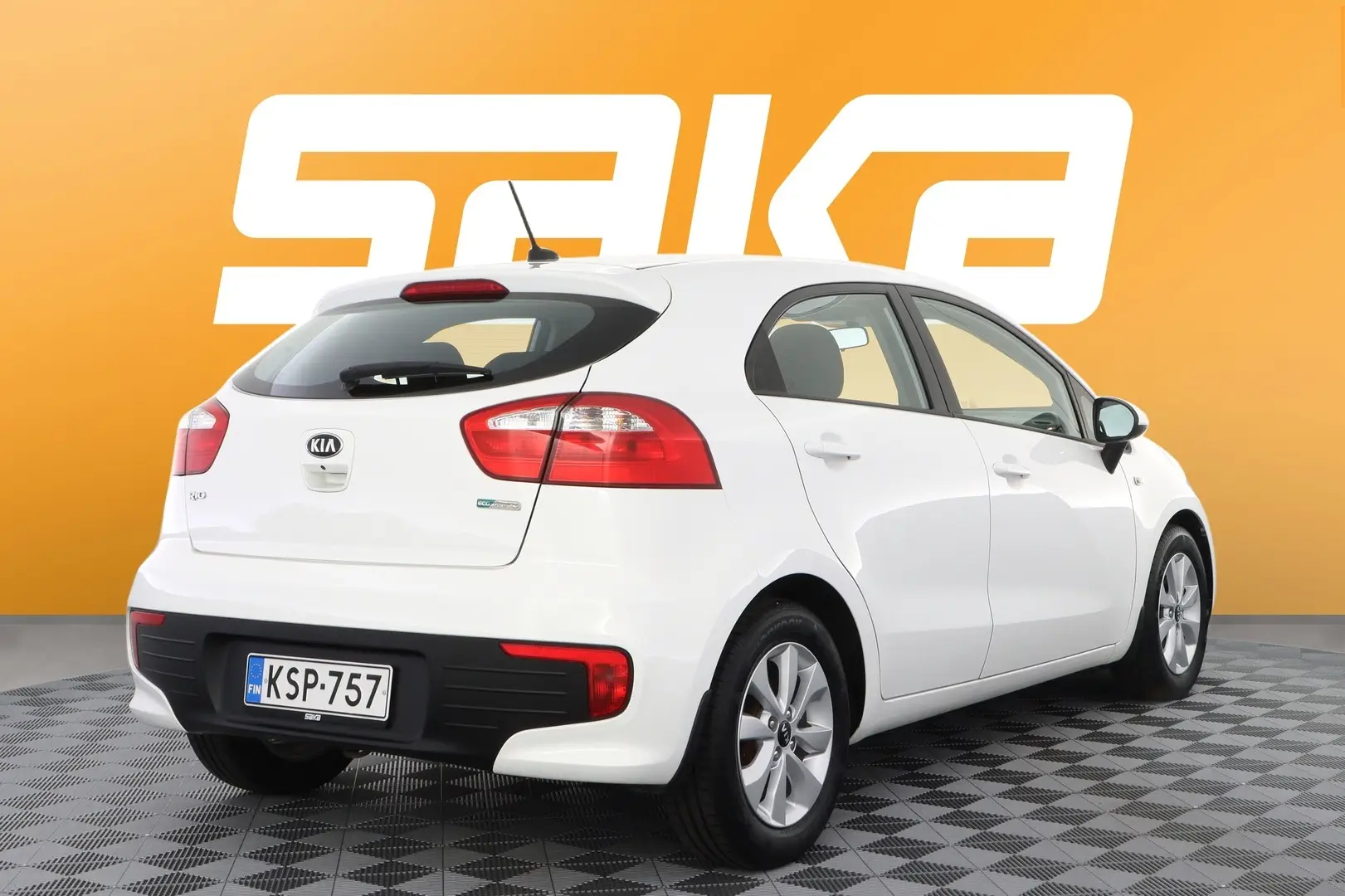Car Image - 3Ws4biXW4TxVkA1rdyf7dW