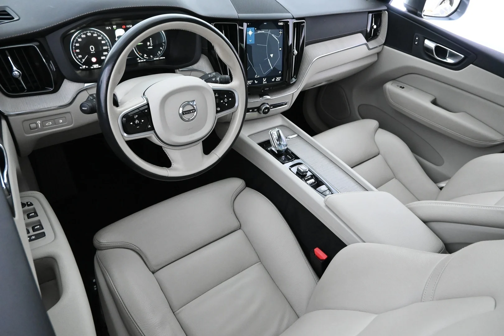Car Image - 5aCy4fMwKWL6ELJuJChDVx