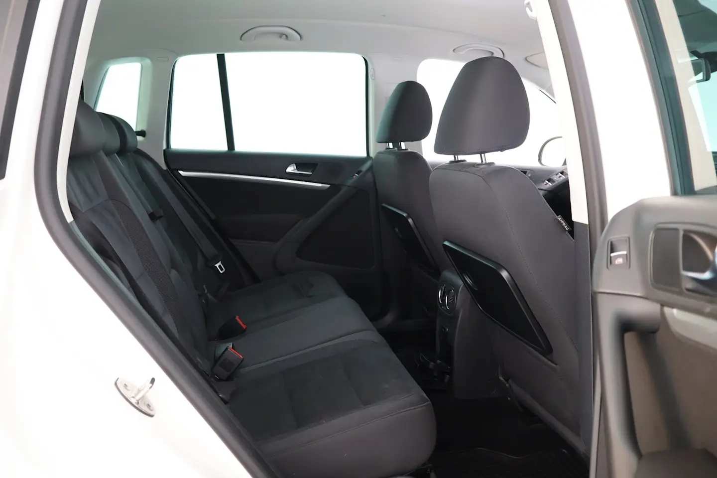 Car Image - 7fLI4SO7NbdkifvpRFW4vW