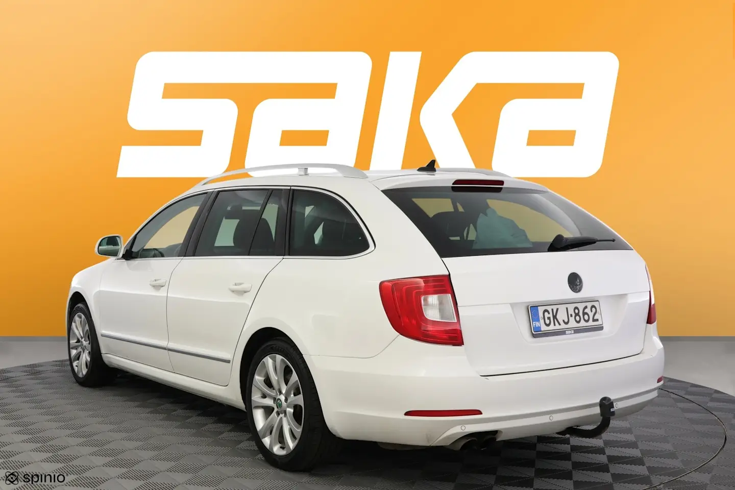 Car Image - 3th09IPSoHXlxBuwXi34r9