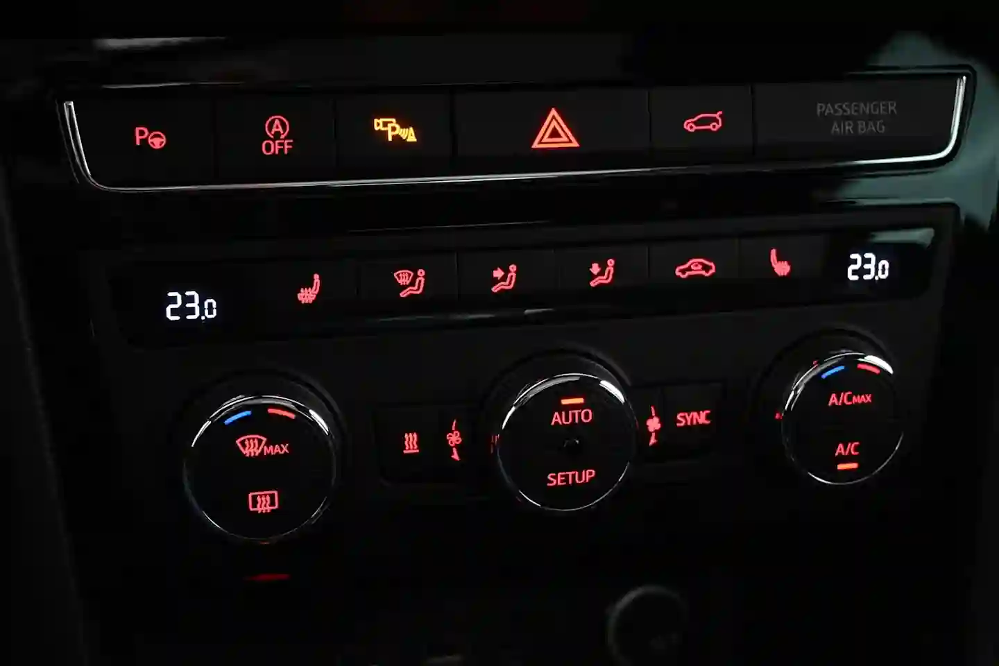 Car Image - 6N1DuB8dRPJ3tVGysPoduF
