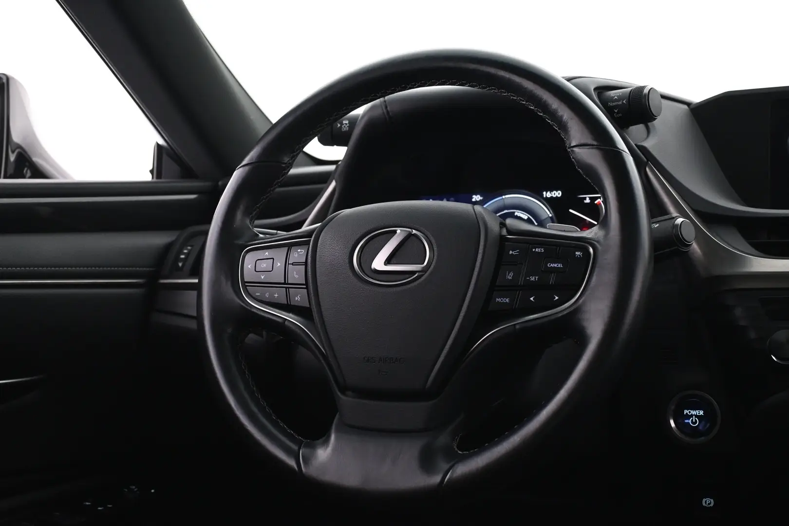 Car Image - iDVTGOn2b5sG4IIegPqFf