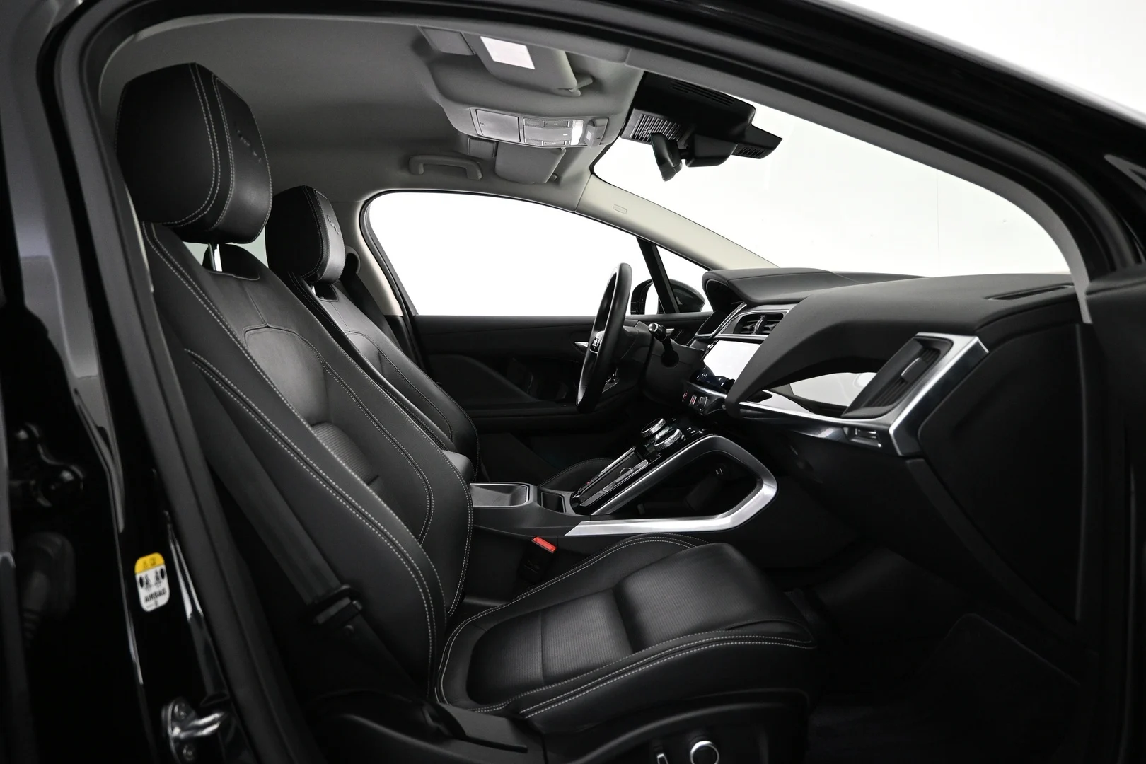 Car Image - 37amnRmw3q1zdLodcudwi0