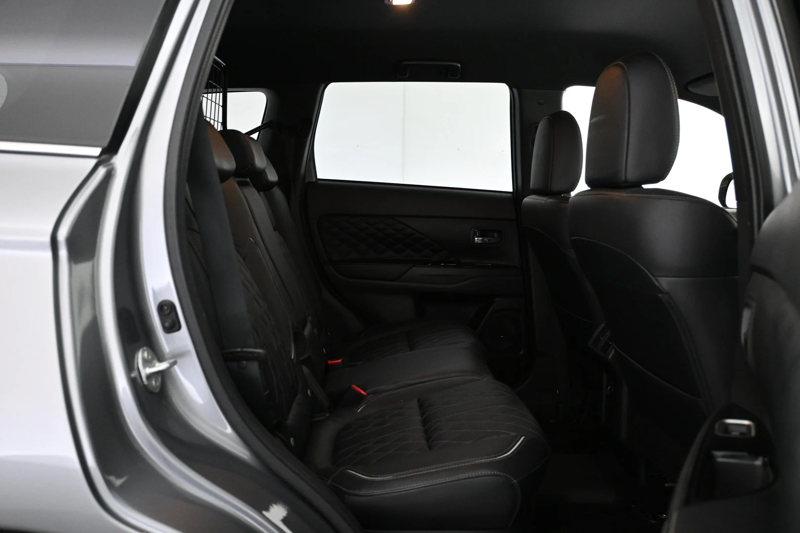 Car Image - 6MaUGmy3Yw6eHrkbV7bDZe