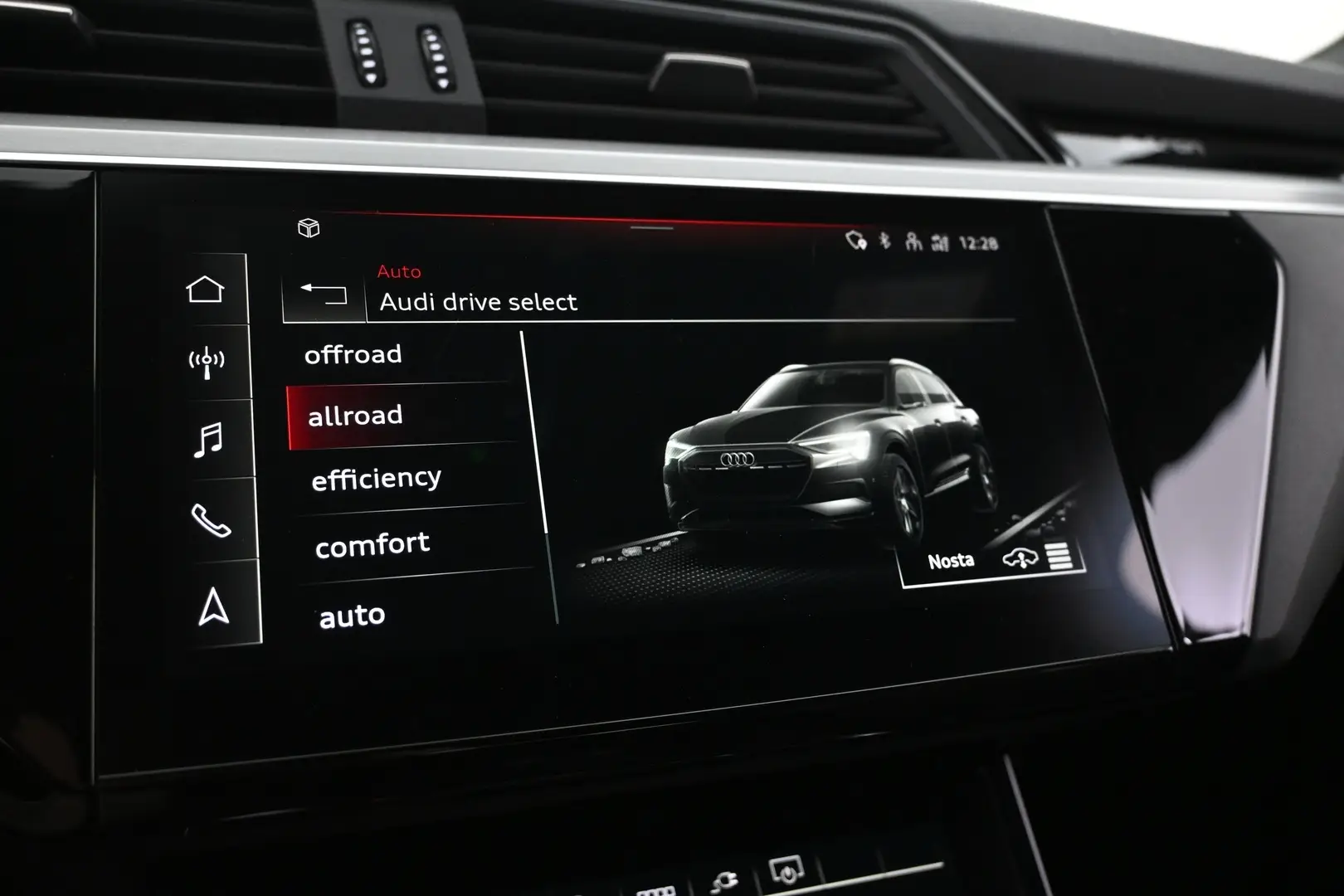 Car Image - 2LU8zTURWrBpoe0tWrrnM1