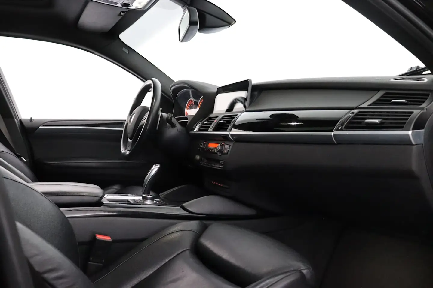 Car Image - 18ZJARyWpLz29zEtYC3AUK