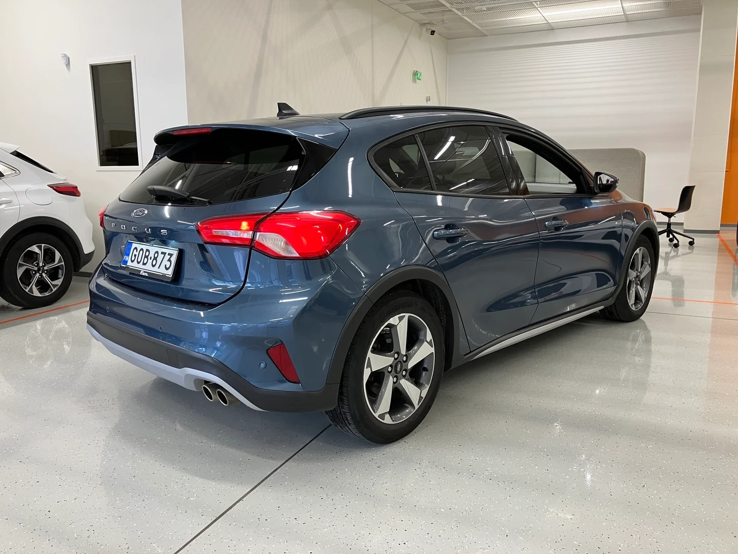 Car Image - 2CvCS2wbScC4PDi1JVhzZT