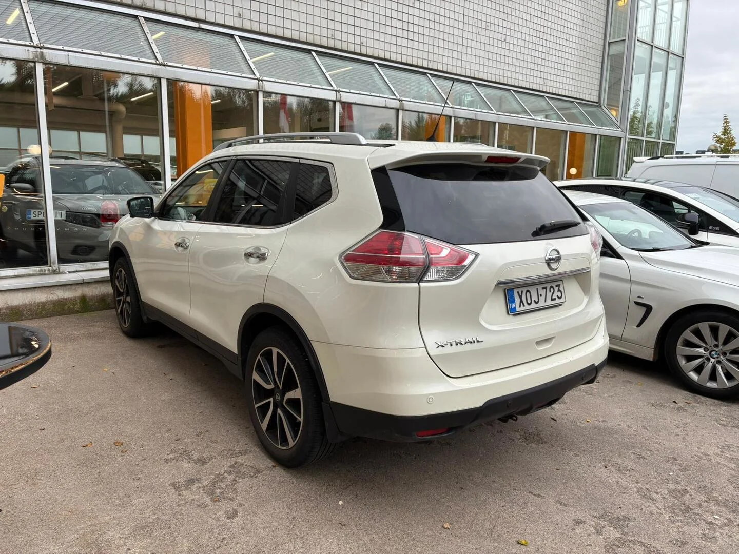 Car Image - JhSre6qY0uphur3BmjvJY